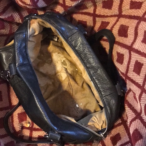 Kenneth Cole Handbag - Picture 4 of 8